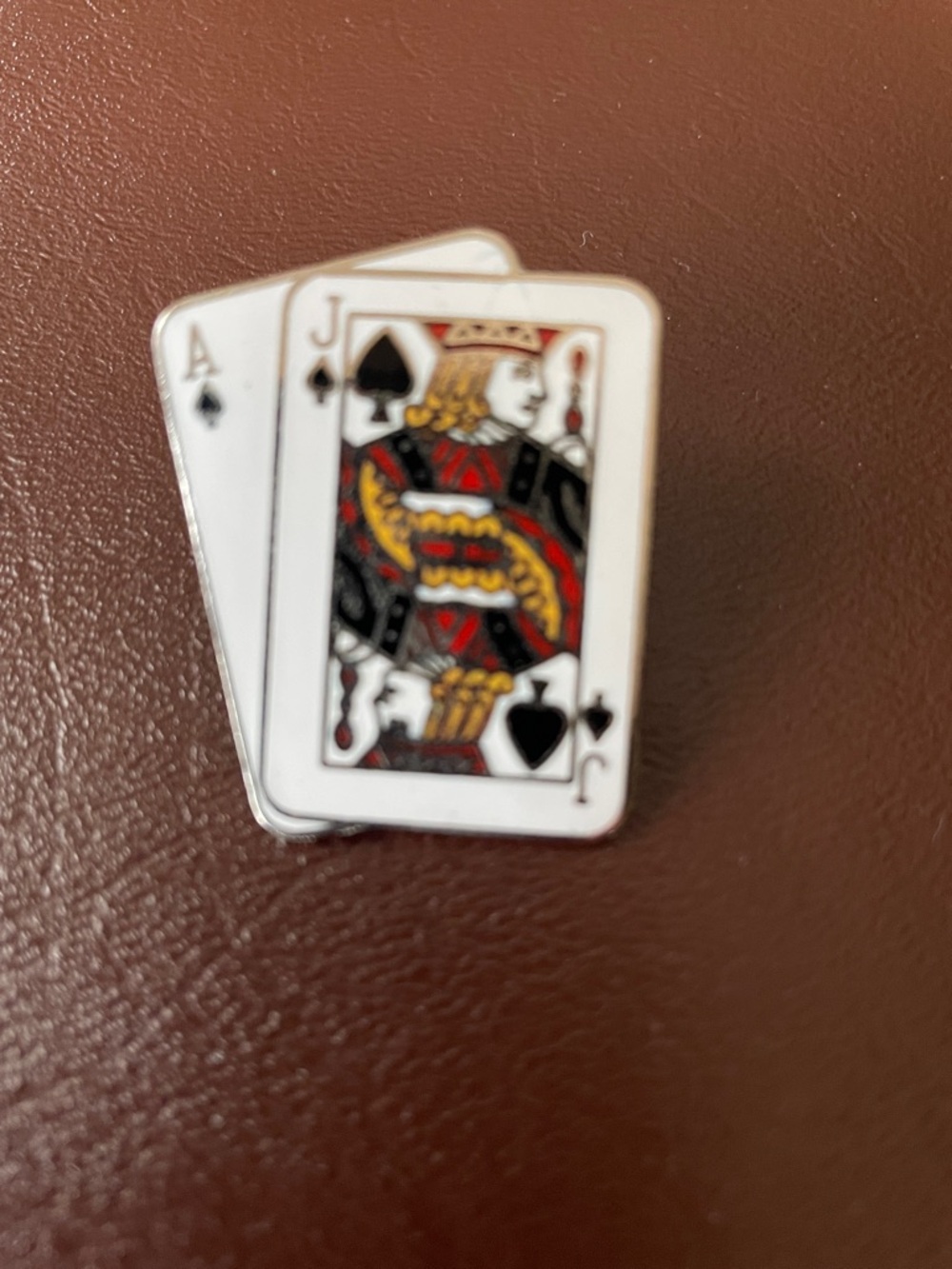 VTG Mafco playing cards enamel lapel pin